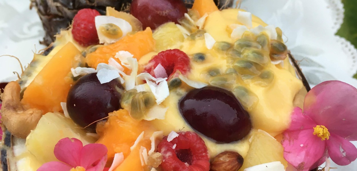 Tropical pineapple coconut smoothie bowl