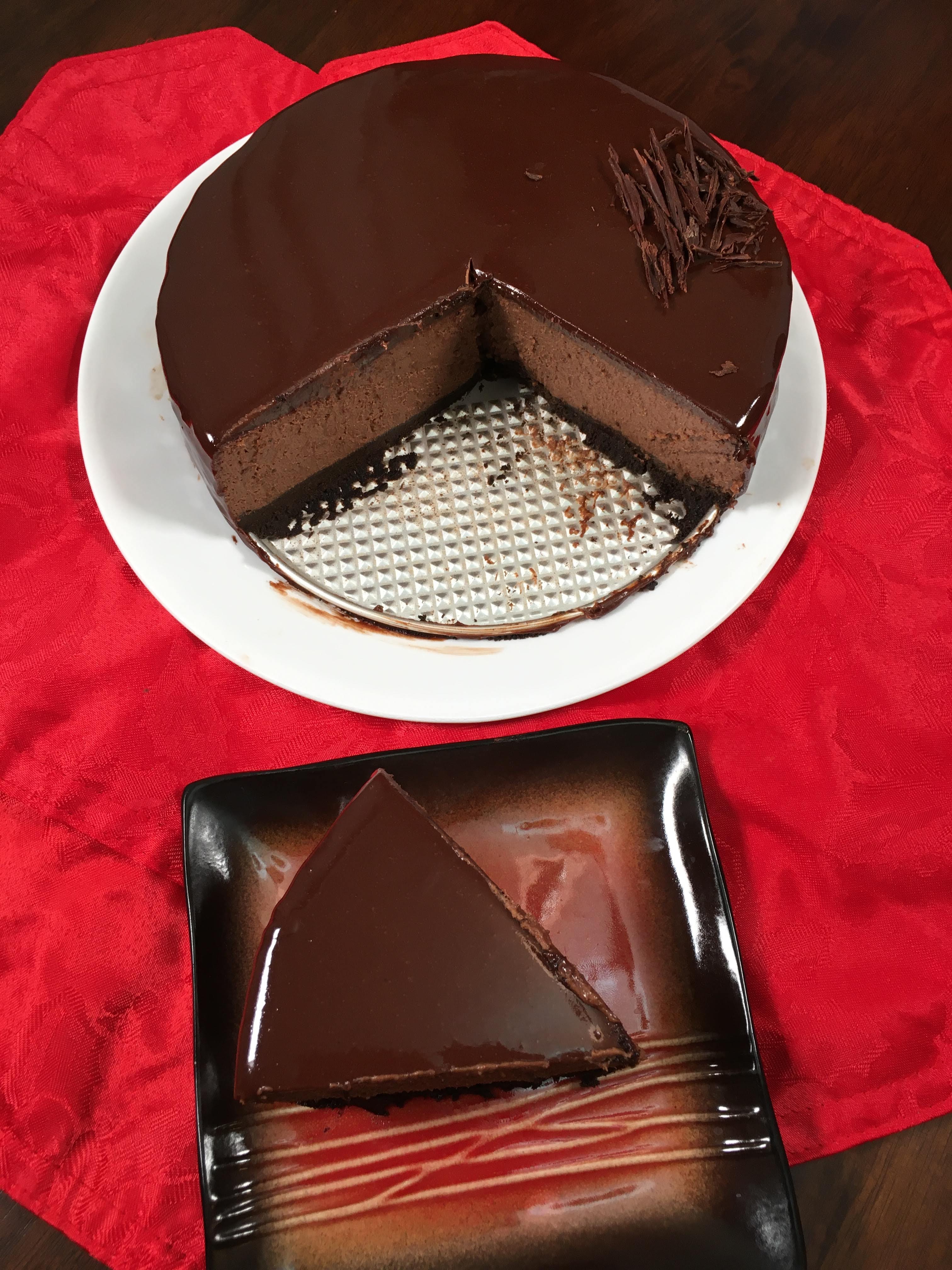 mirror glaze chocolate mousse cake 